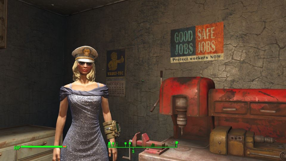 Fallout 4, survivor at the work bench.